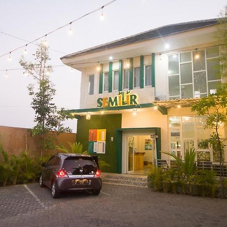 Reddoorz Plus Syariah Near Alun Alun Sampang Sampang  Exteriör bild