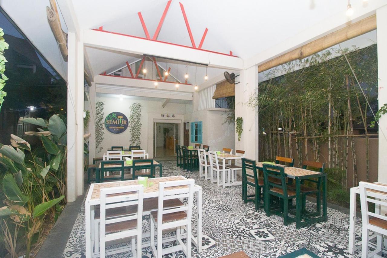 Reddoorz Plus Syariah Near Alun Alun Sampang Sampang  Exteriör bild