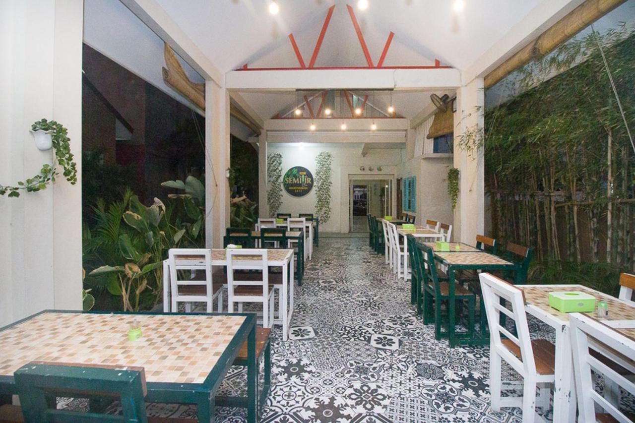 Reddoorz Plus Syariah Near Alun Alun Sampang Sampang  Exteriör bild